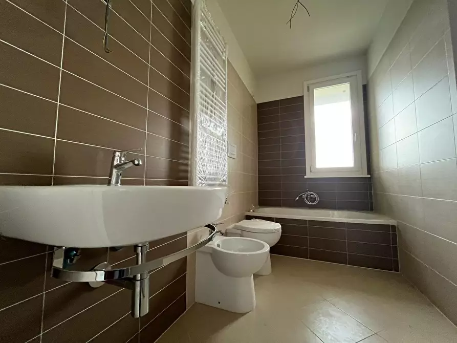 Immagine 17 di Appartamento in vendita  a Pontedera