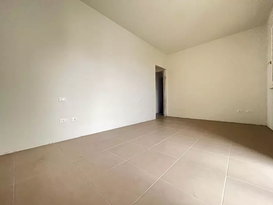 Immagine 11 di Appartamento in vendita  a Pontedera