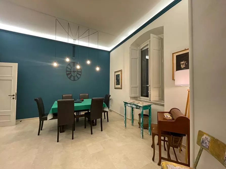 Immagine 22 di Appartamento in vendita  a Lucca