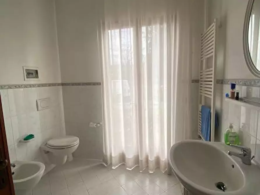 Immagine 13 di Terratetto in vendita  a Vecchiano