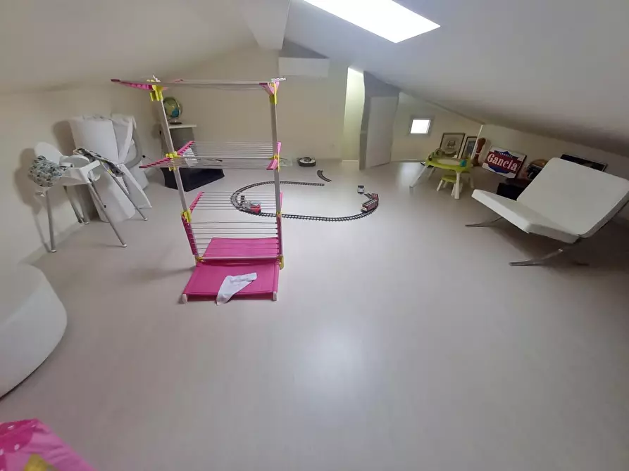 Immagine 22 di Appartamento in vendita  a Castelfiorentino