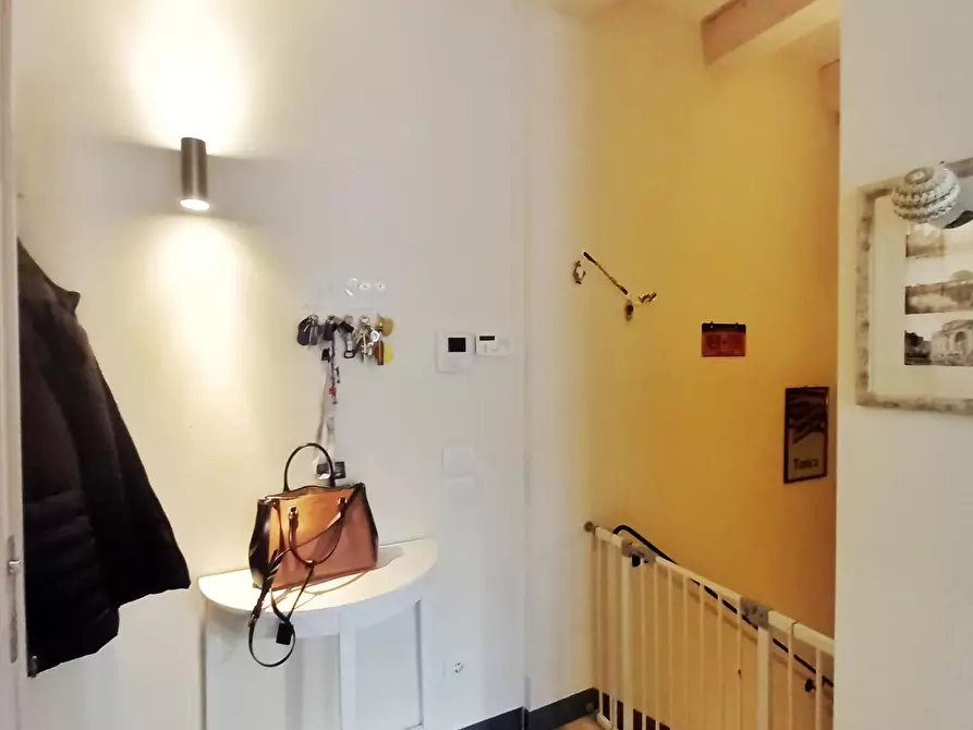 Immagine 10 di Appartamento in vendita  a Castelfiorentino