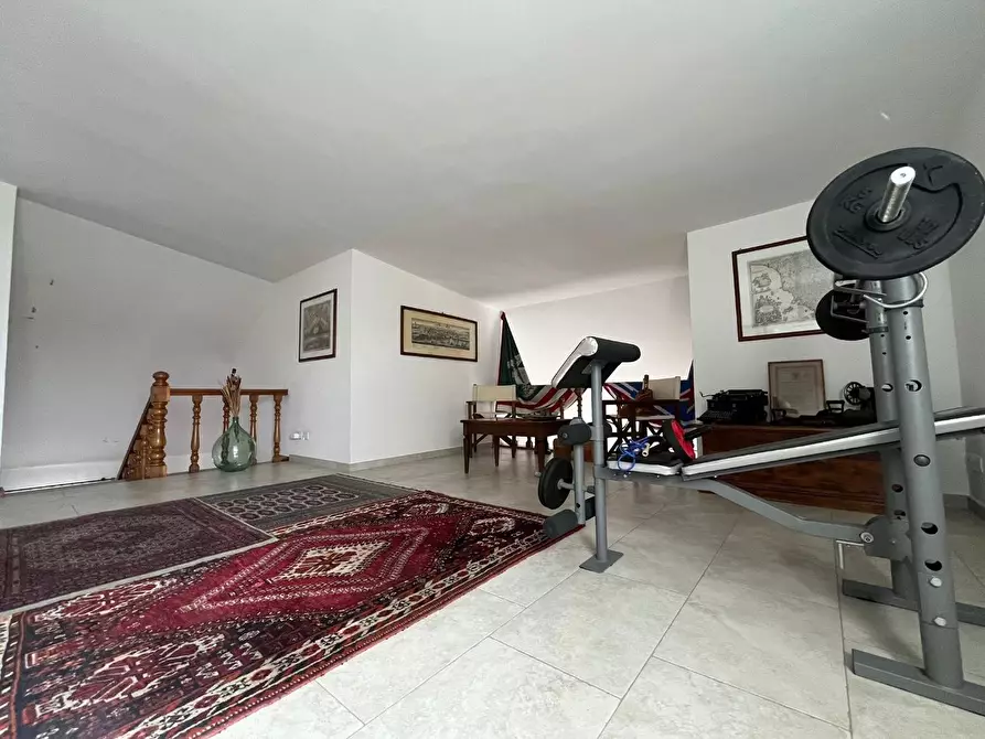 Immagine 20 di Mansarda in vendita  a Pontedera