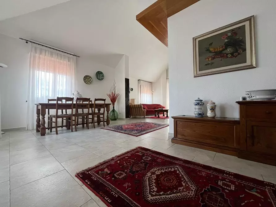 Immagine 2 di Mansarda in vendita  a Pontedera