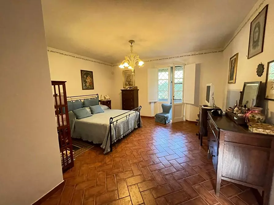 Immagine 34 di Villa in vendita  a Cecina