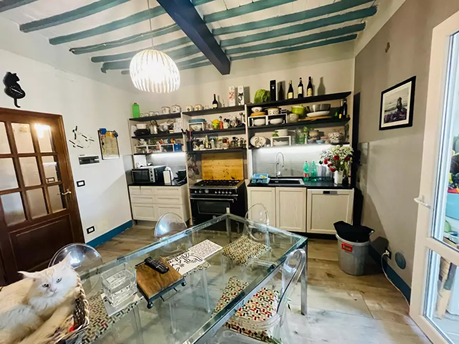 Immagine 12 di Appartamento in vendita  a Pisa