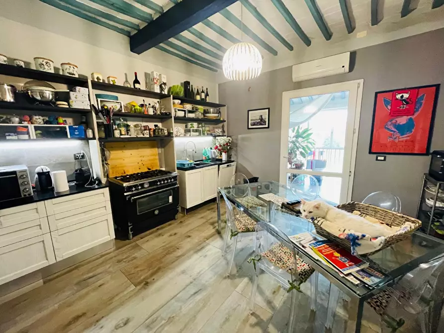 Immagine 1 di Appartamento in vendita  a Pisa