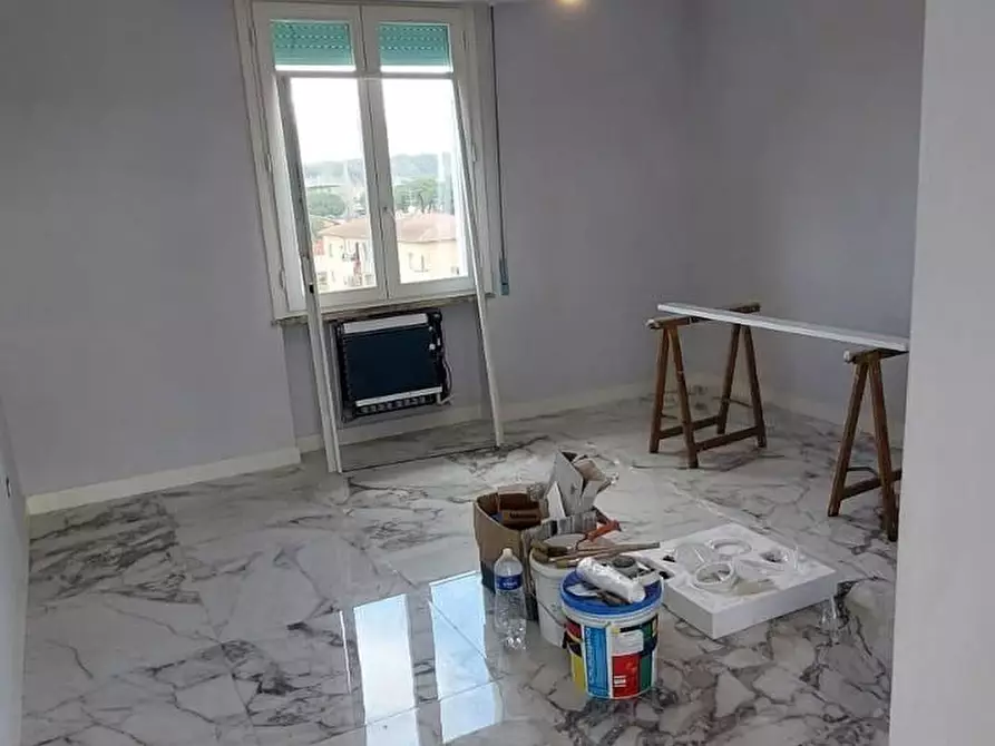 Immagine 15 di Mansarda in affitto  a Empoli