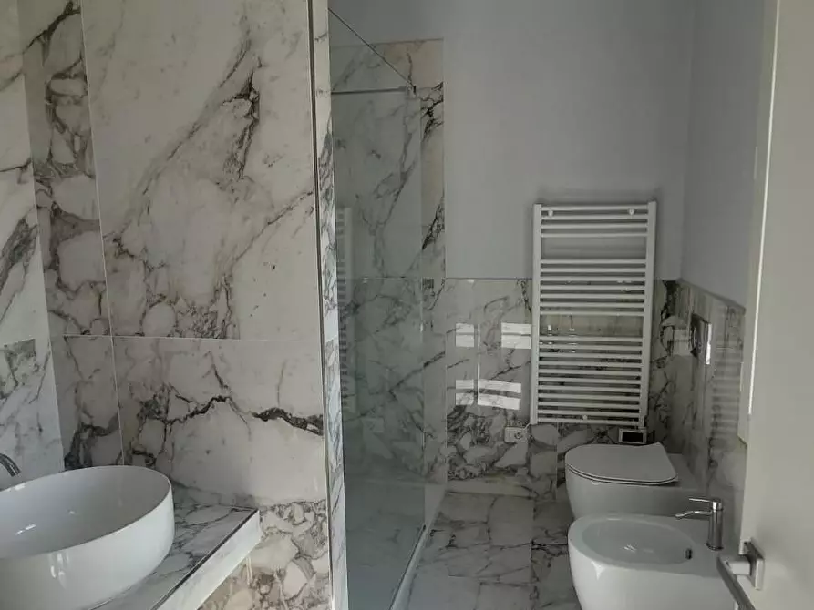 Immagine 7 di Mansarda in affitto  a Empoli