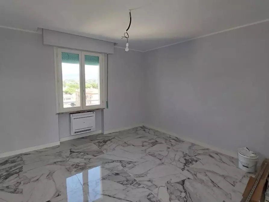 Immagine 27 di Mansarda in affitto  a Empoli