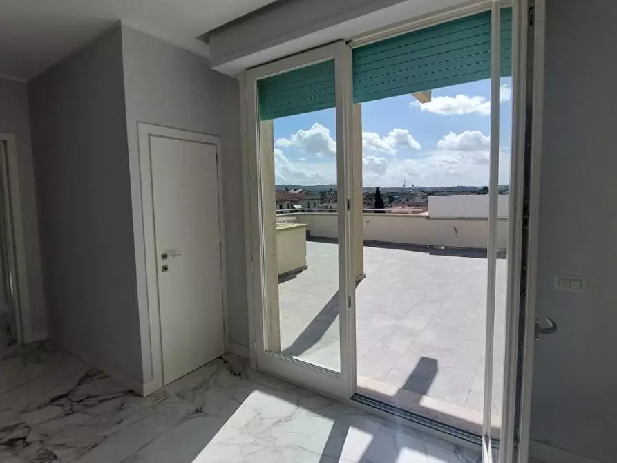 Immagine 4 di Mansarda in affitto  a Empoli