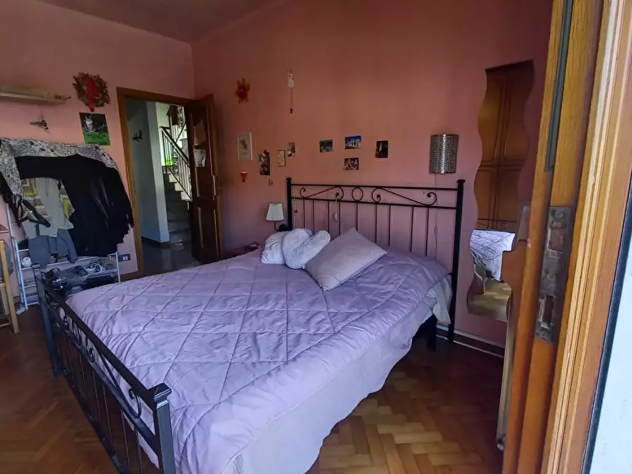 Immagine 27 di Casa indipendente in vendita  a Camaiore