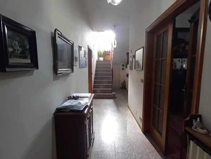 Immagine 38 di Casa indipendente in vendita  a Camaiore