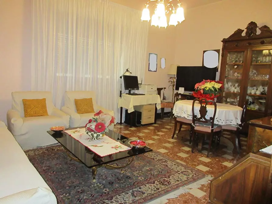 Immagine 2 di Villetta a schiera in vendita  a Empoli