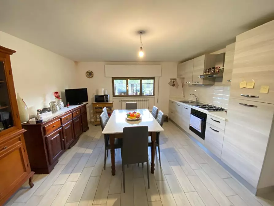 Immagine 24 di Villa in vendita  a Capannori