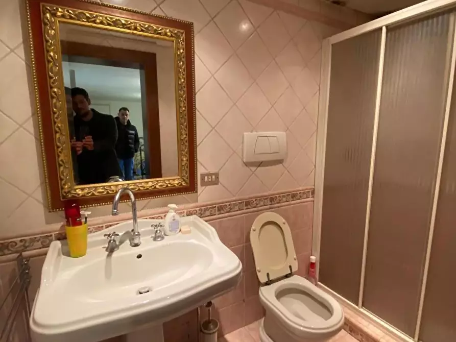 Immagine 30 di Villa in vendita  a Capannori