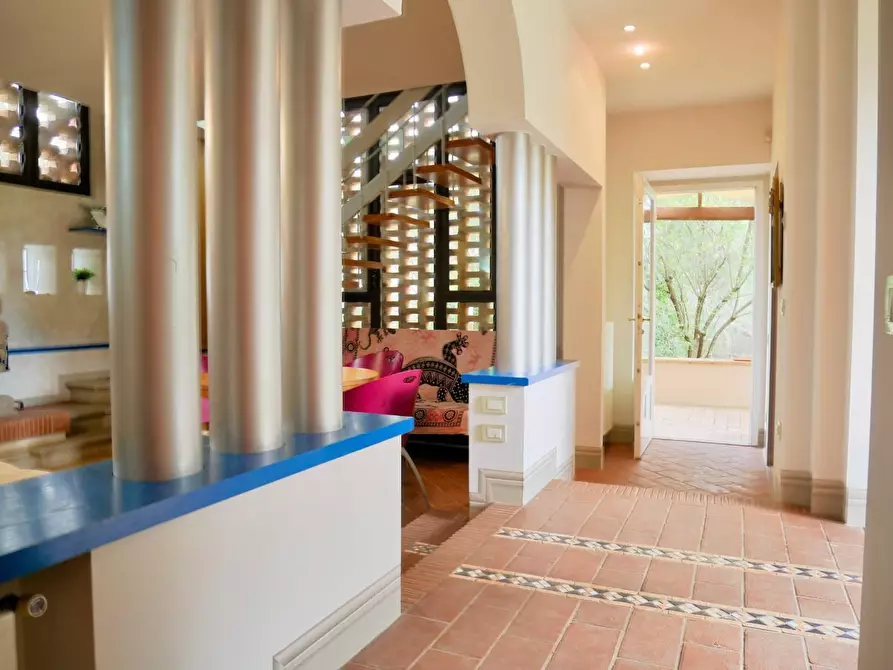 Immagine 61 di Casa colonica in vendita  a Cerreto Guidi