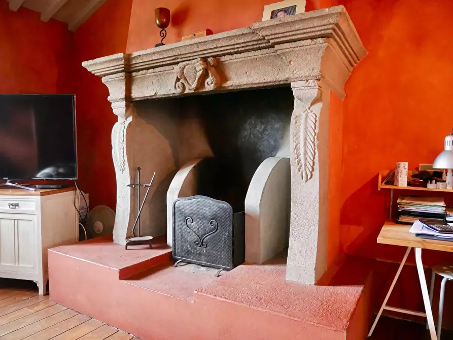 Immagine 40 di Casa colonica in vendita  a Cerreto Guidi