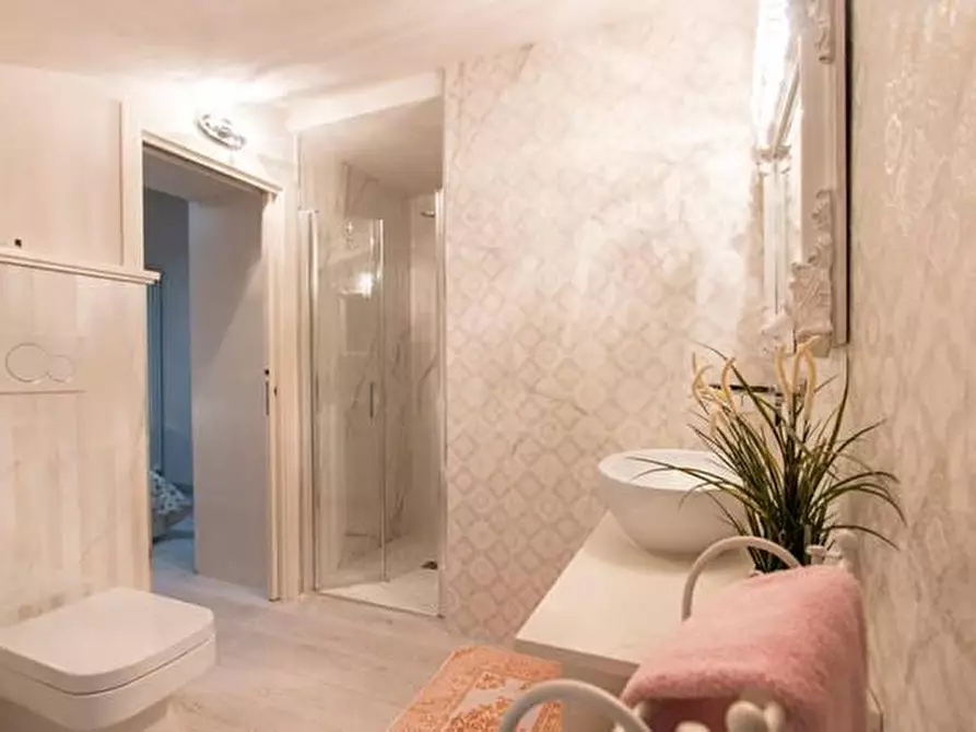 Immagine 20 di Villa in vendita  a Forte Dei Marmi