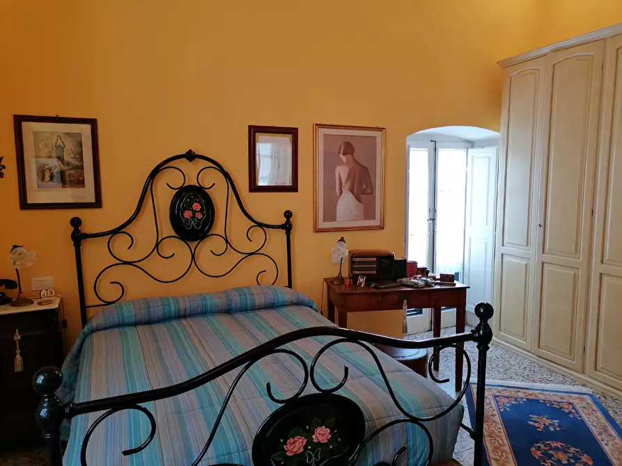 Immagine 16 di Appartamento in vendita  a Carrara