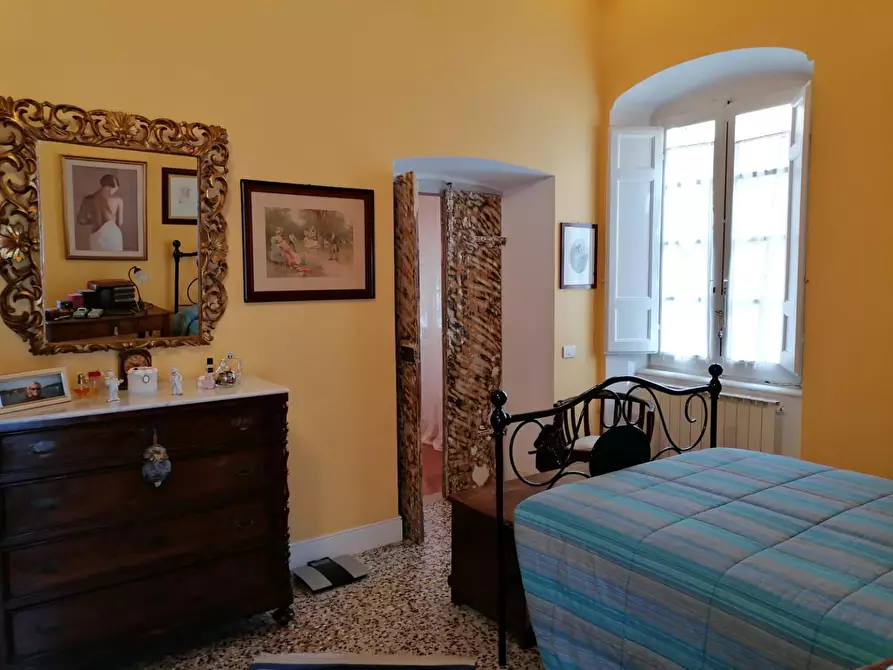 Immagine 14 di Appartamento in vendita  a Carrara