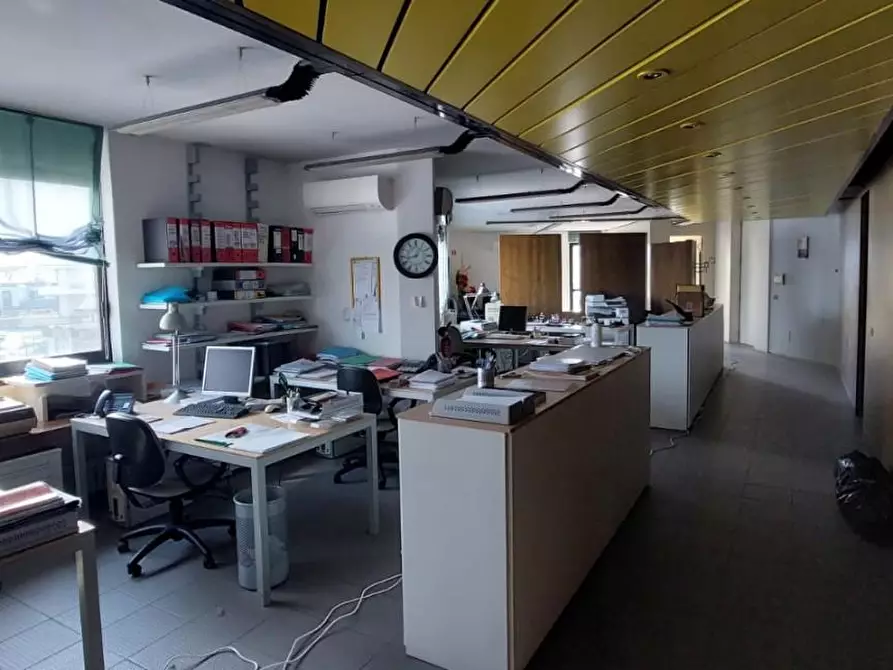 Immagine 6 di Ufficio in vendita  a Vinci