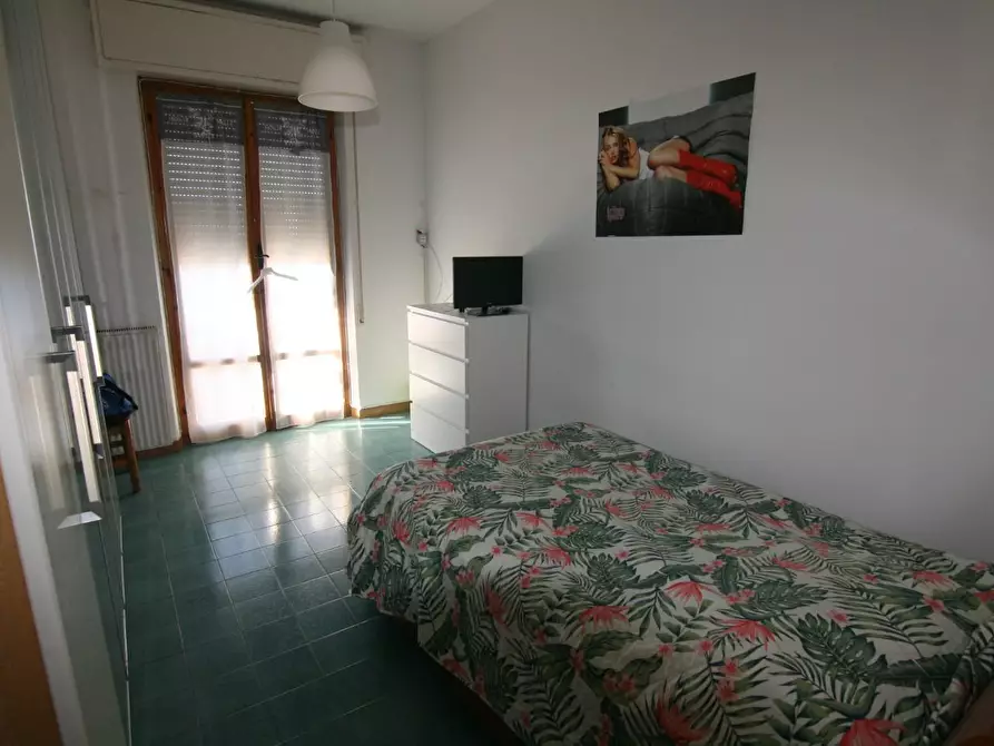 Immagine 6 di Appartamento in vendita  a Carrara