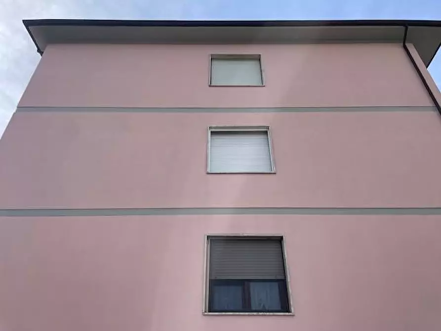 Immagine 12 di Appartamento in vendita  a San Giuliano Terme