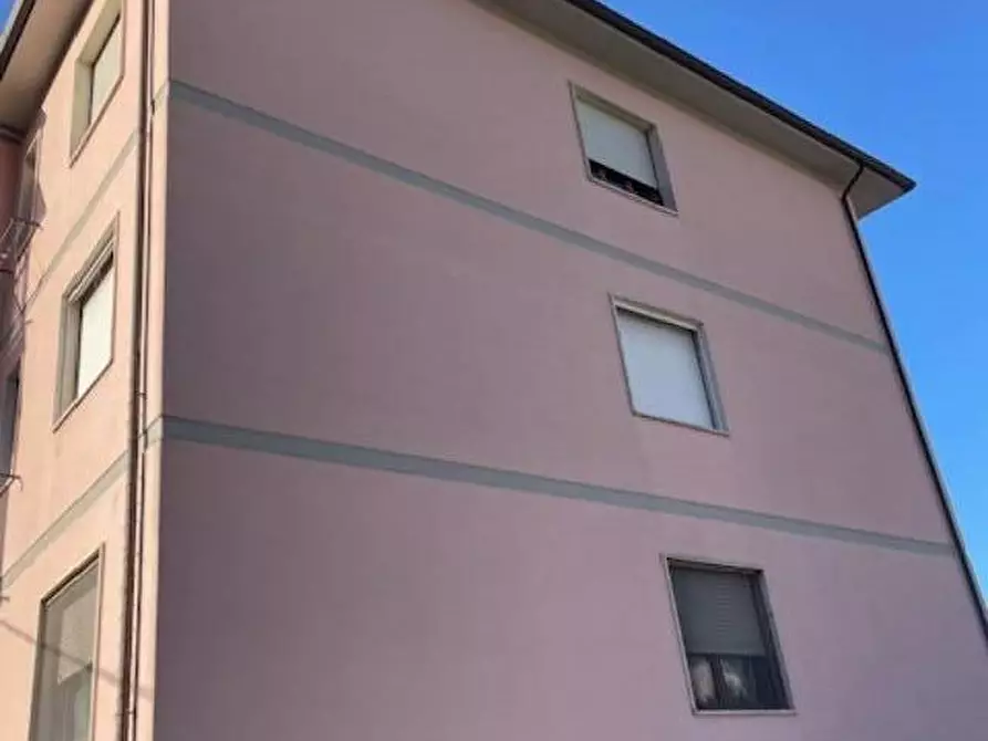 Immagine 35 di Appartamento in vendita  a San Giuliano Terme