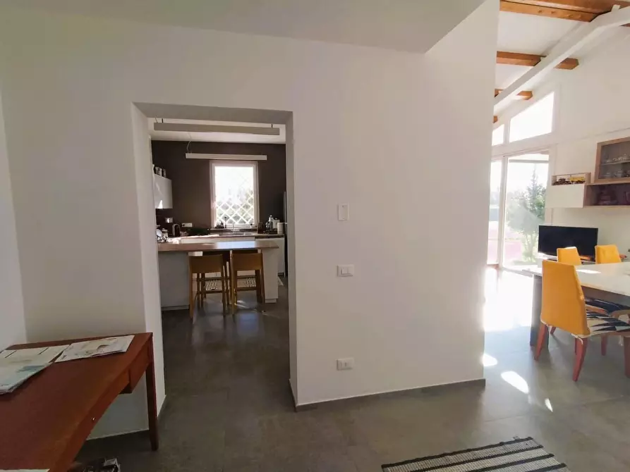 Immagine 7 di Villa in vendita  a Ameglia