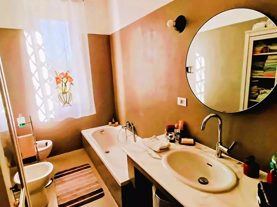 Immagine 29 di Villa in vendita  a Ameglia