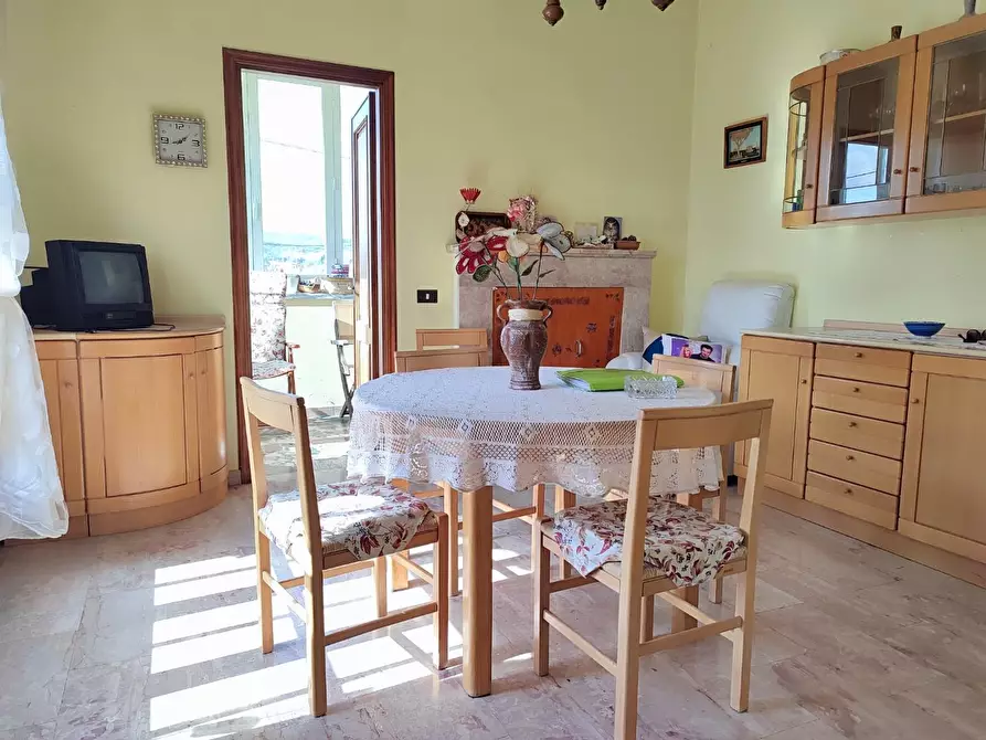 Immagine 8 di Casa semindipendente in vendita  a Castelnuovo Magra