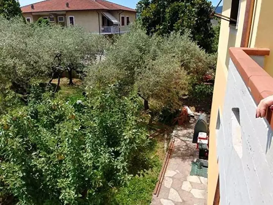 Immagine 7 di Casa semindipendente in vendita  a Castelnuovo Magra