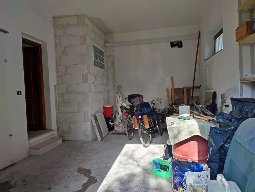 Immagine 23 di Casa semindipendente in vendita  a Castelnuovo Magra