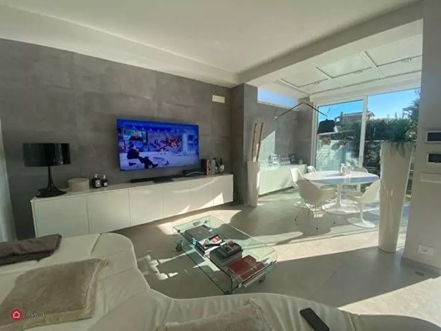 Immagine 7 di Casa bifamiliare in affitto  a Forte Dei Marmi