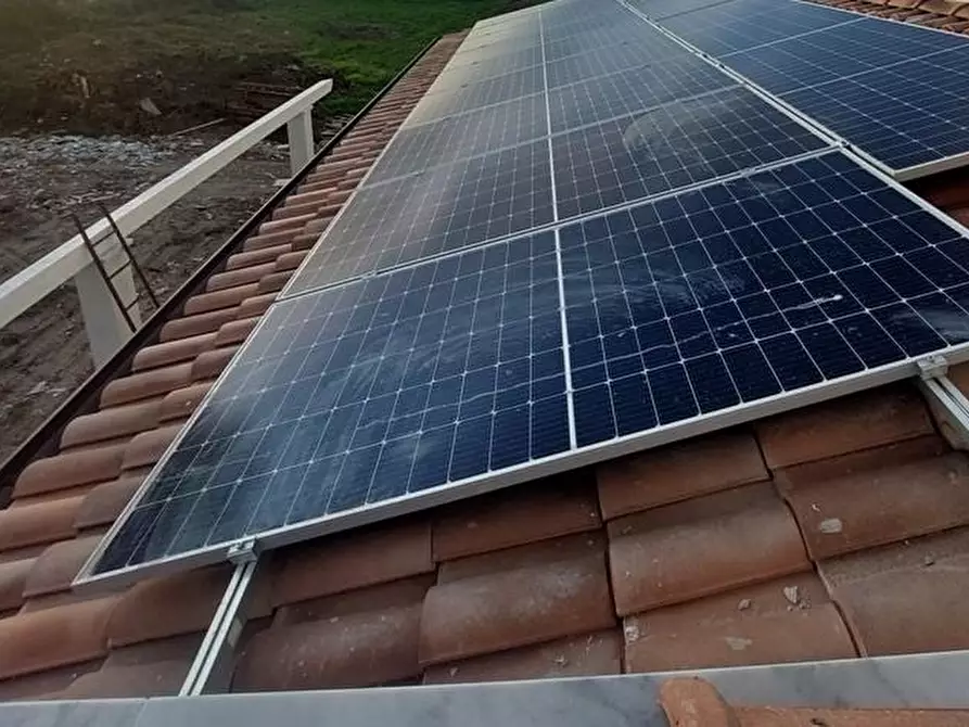 Immagine 7 di Casa bifamiliare in vendita  a Massa