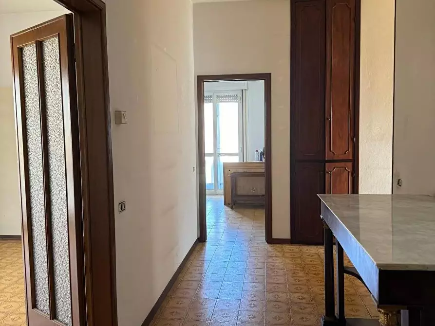 Immagine 27 di Appartamento in vendita  a Lucca