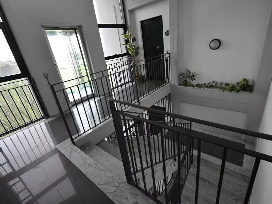 Immagine 20 di Ufficio in vendita  a San Giuliano Terme