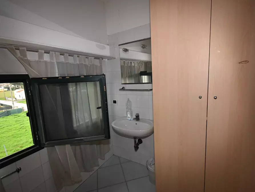 Immagine 6 di Ufficio in vendita  a San Giuliano Terme