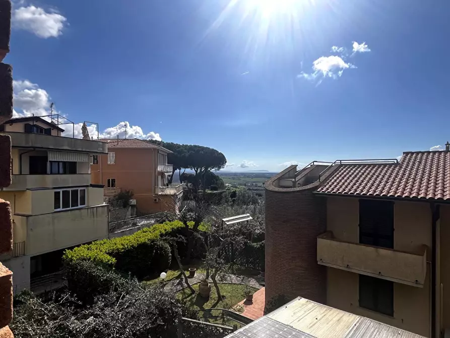 Immagine 21 di Casa bifamiliare in vendita  a Rosignano Marittimo