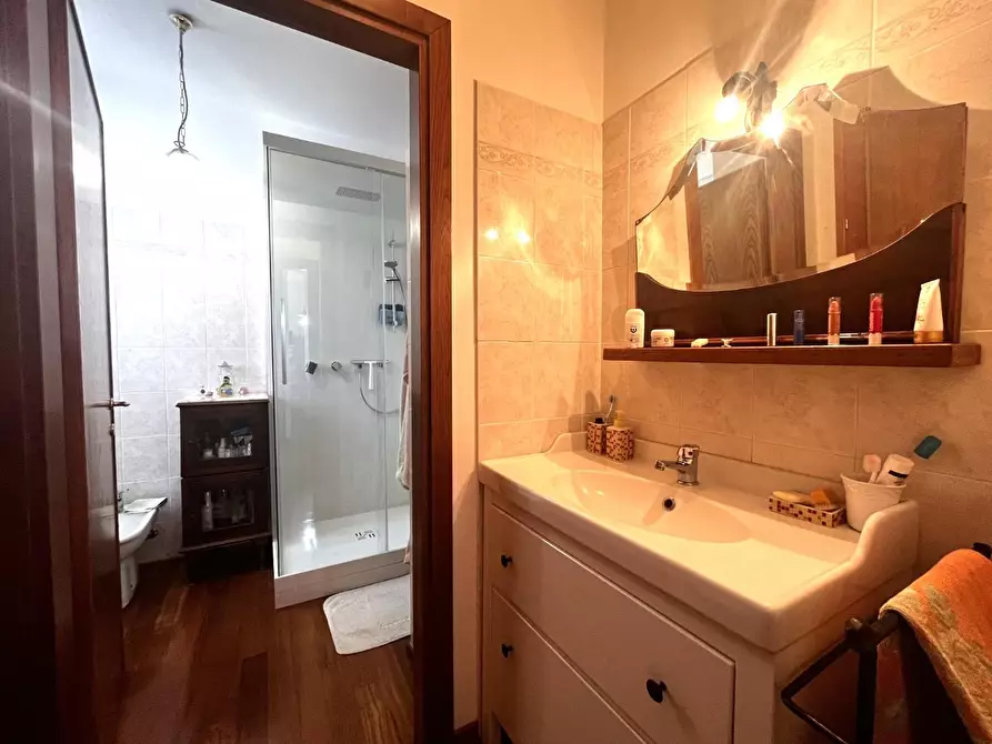 Immagine 17 di Casa bifamiliare in vendita  a Rosignano Marittimo