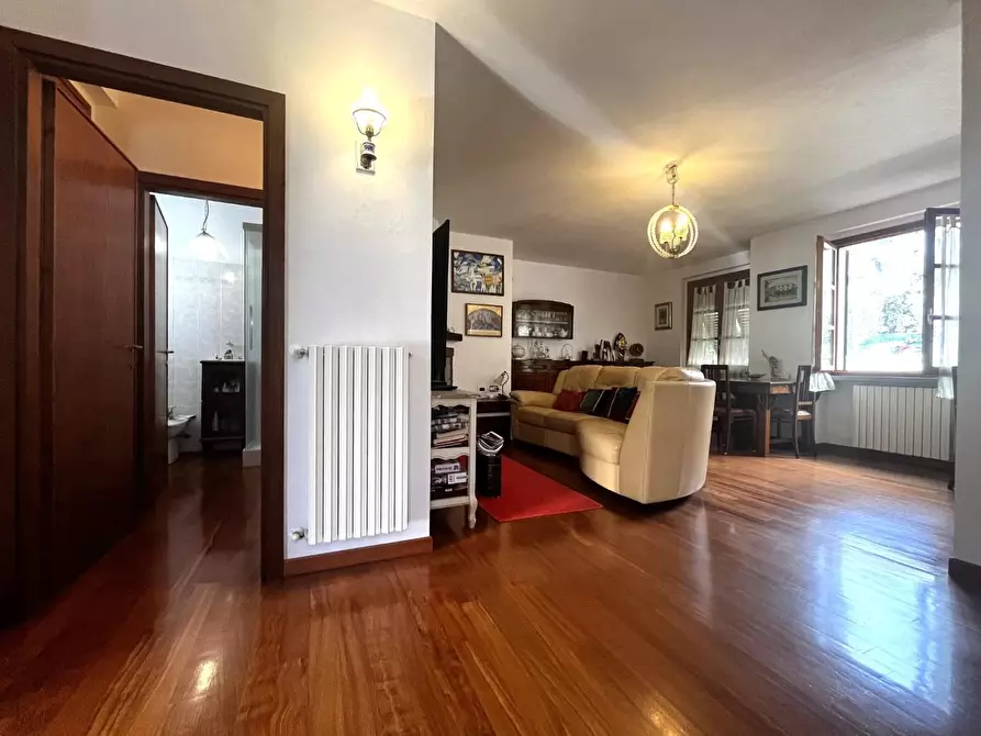 Immagine 11 di Casa bifamiliare in vendita  a Rosignano Marittimo