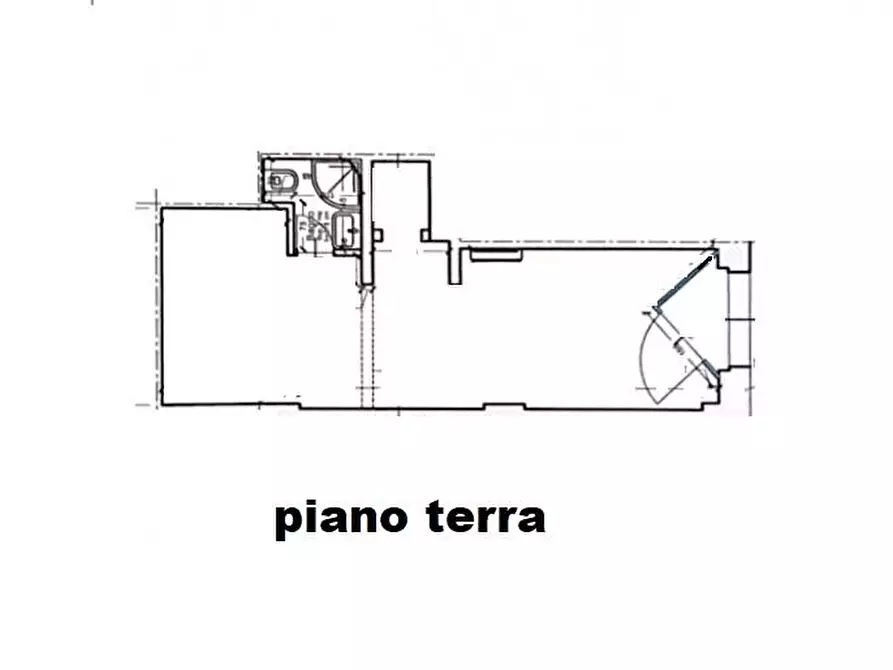 Immagine 2 di Negozio in affitto  a Siena