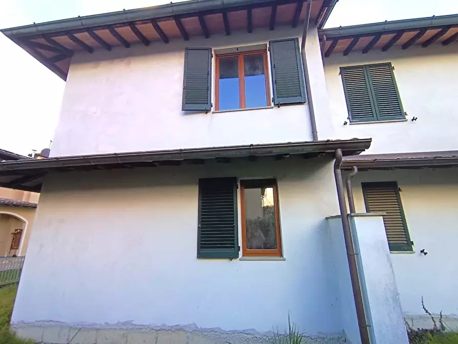 Immagine 5 di Casa bifamiliare in vendita  a Barga