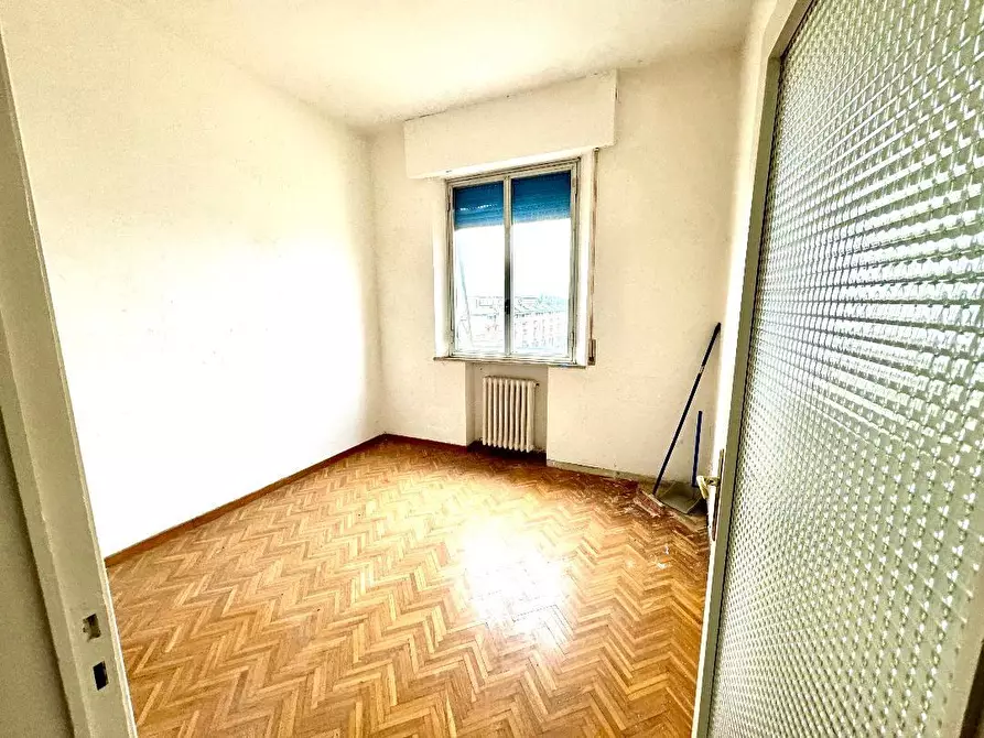 Immagine 16 di Appartamento in vendita  a Siena