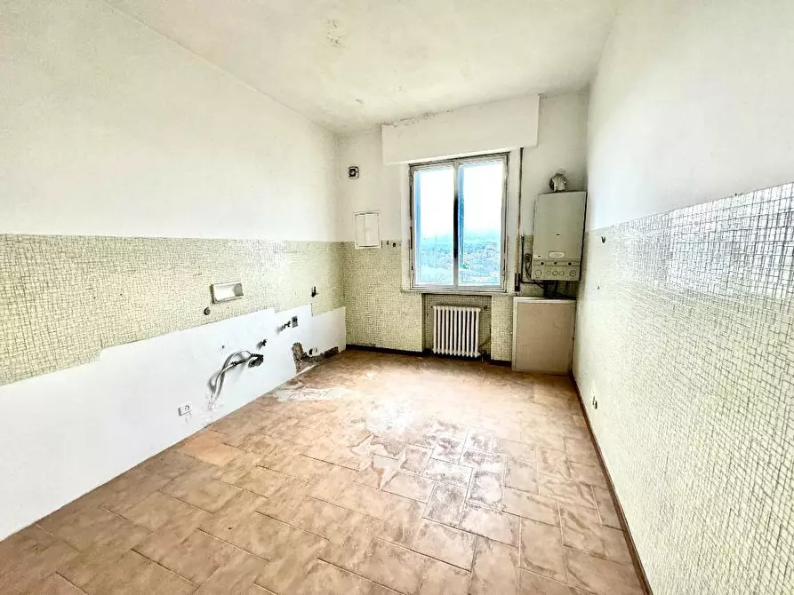 Immagine 17 di Appartamento in vendita  a Siena