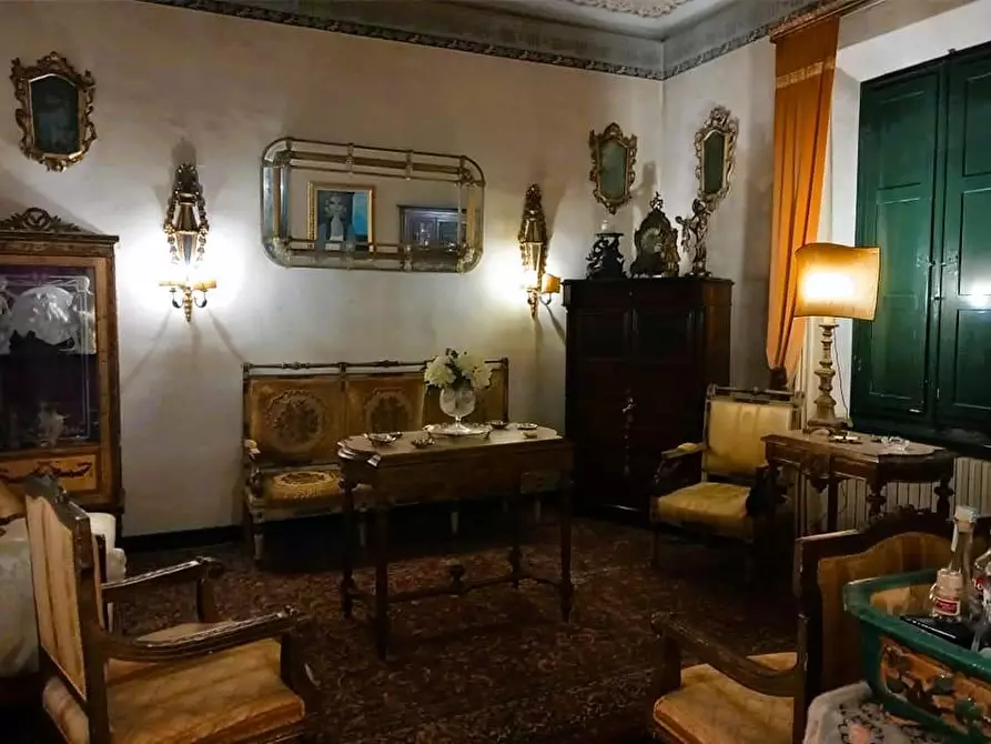 Immagine 15 di Villa in vendita  a Pisa