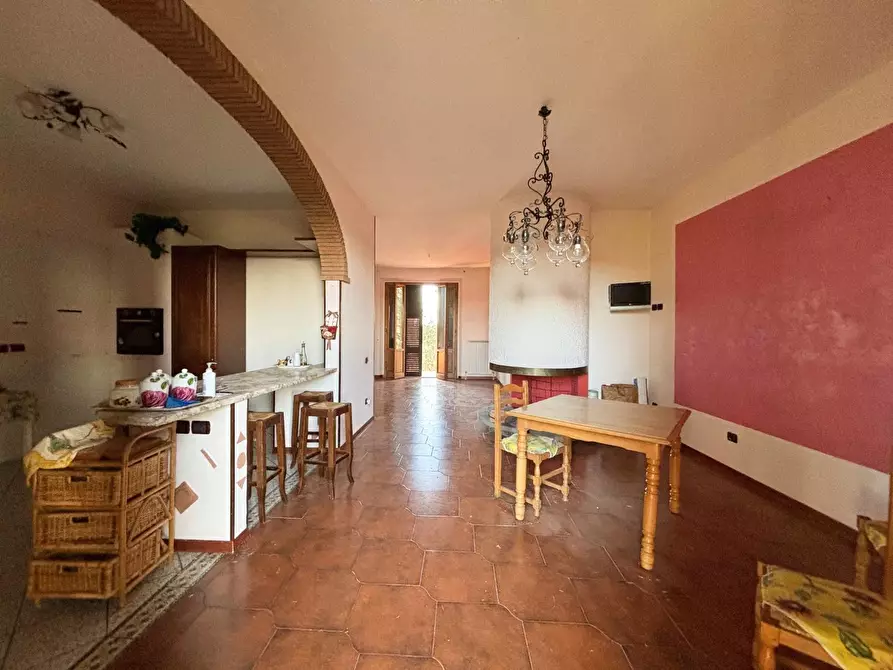 Immagine 14 di Villa in vendita  a Montespertoli