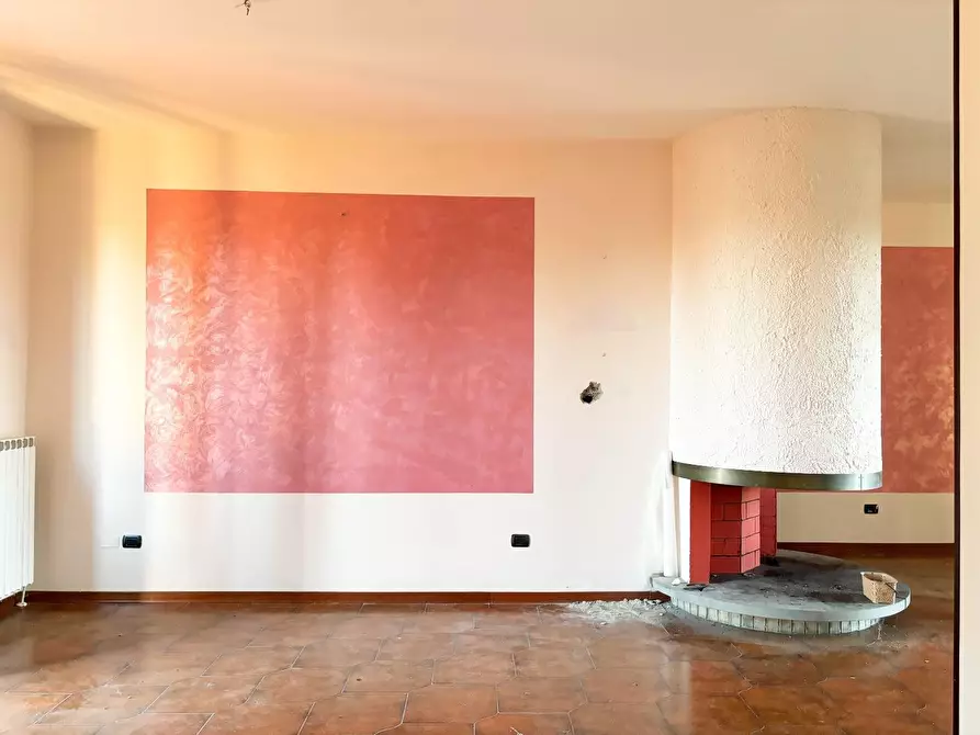 Immagine 17 di Villa in vendita  a Montespertoli