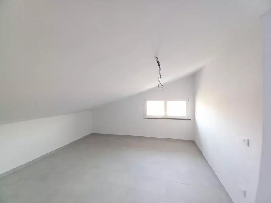 Immagine 4 di Appartamento in vendita  a Pontedera